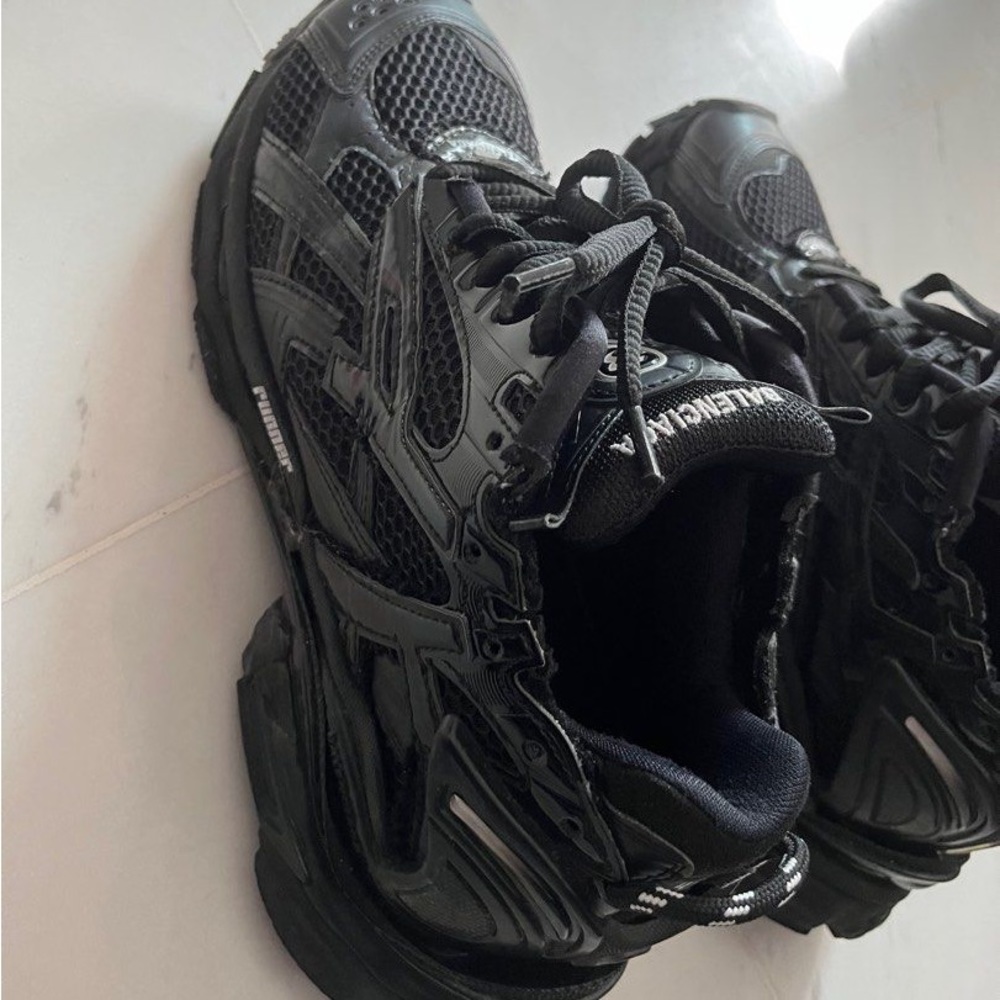 Balenciaga Runner